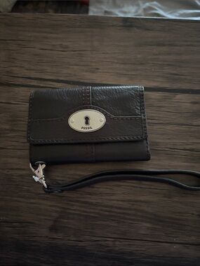 Fossil Black Leather Wristlet Wallet with Silver Hardware